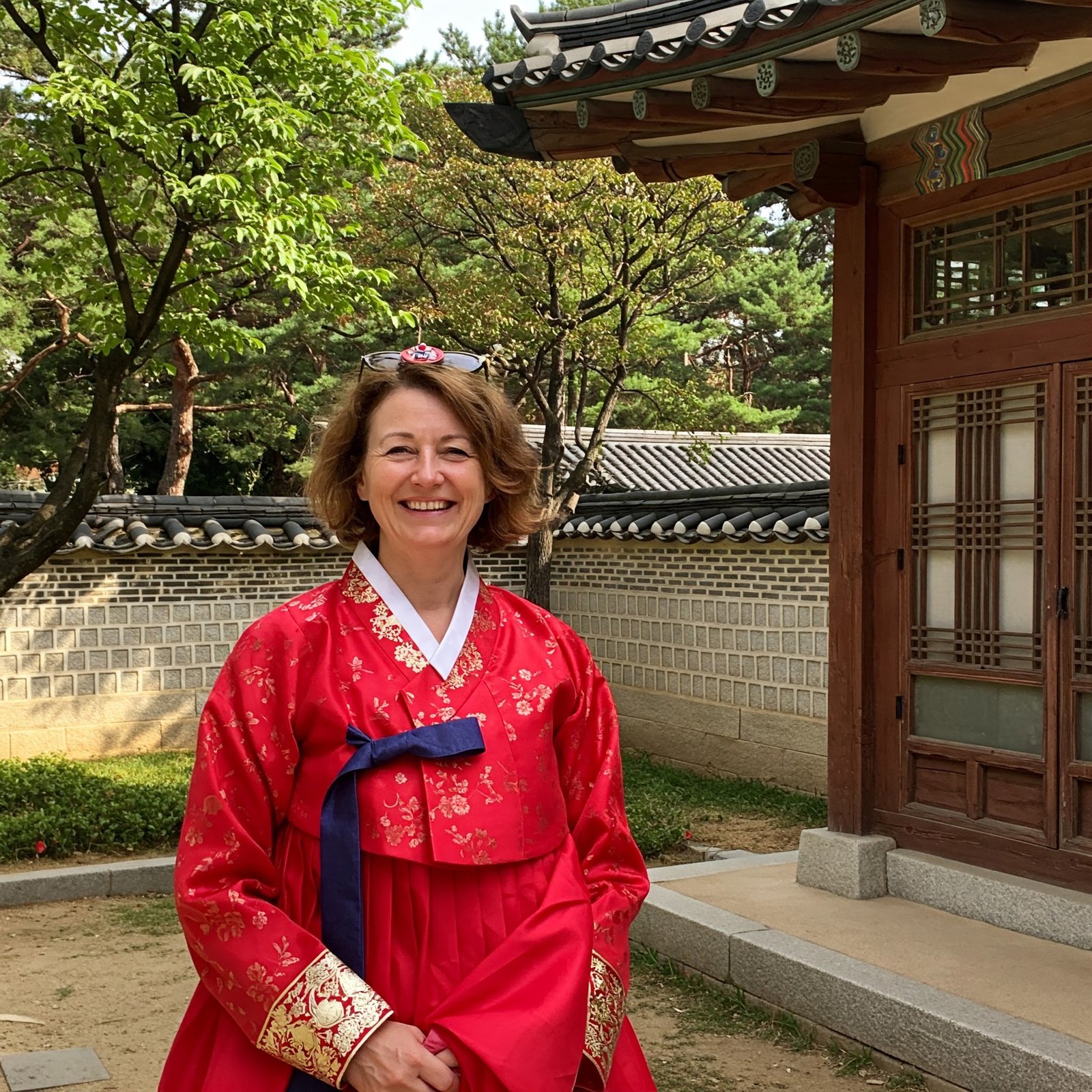 The Pros and Cons of Living in South Korea as a Foreigner